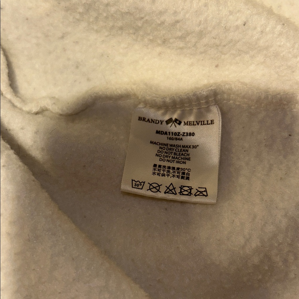 Brandy Melville Zip up hoodie - Picture 4 of 5